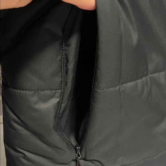 LACOSTE Vintage Devanlay Women's Black Puffer Coat Pink Lining size 38/Small - Picture 9 of 16